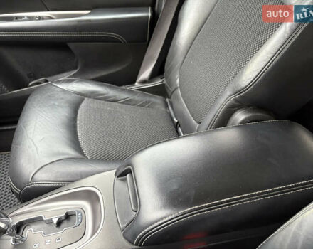 Белый Додж Джорни, объемом двигателя 2.36 л и пробегом 175 тыс. км за 14200 $, фото 36 на Automoto.ua