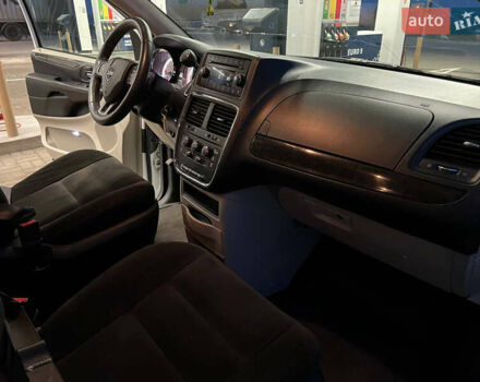 Білий Додж Джорні, об'ємом двигуна 3.6 л та пробігом 480 тис. км за 8500 $, фото 27 на Automoto.ua