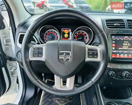 Білий Додж Джорні, об'ємом двигуна 3.6 л та пробігом 74 тис. км за 16300 $, фото 27 на Automoto.ua
