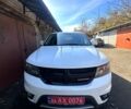 Белый Додж Джорни, объемом двигателя 2.4 л и пробегом 150 тыс. км за 13000 $, фото 1 на Automoto.ua