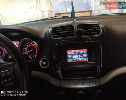 Білий Додж Джорні, об'ємом двигуна 2.36 л та пробігом 101 тис. км за 12300 $, фото 9 на Automoto.ua