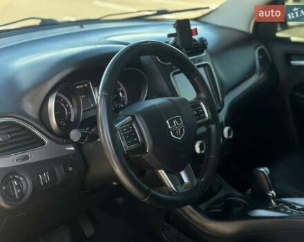 Білий Додж Джорні, об'ємом двигуна 2.36 л та пробігом 200 тис. км за 11900 $, фото 11 на Automoto.ua