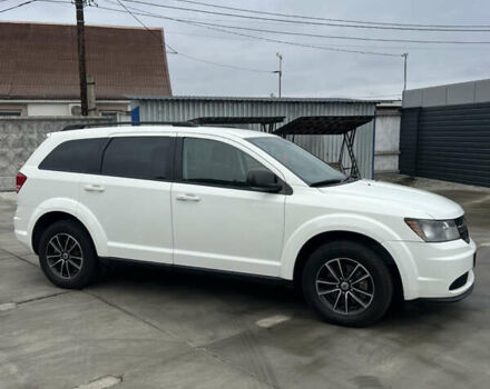 Белый Додж Джорни, объемом двигателя 2.36 л и пробегом 150 тыс. км за 13200 $, фото 6 на Automoto.ua