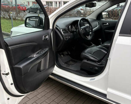 Белый Додж Джорни, объемом двигателя 2.36 л и пробегом 175 тыс. км за 14200 $, фото 39 на Automoto.ua