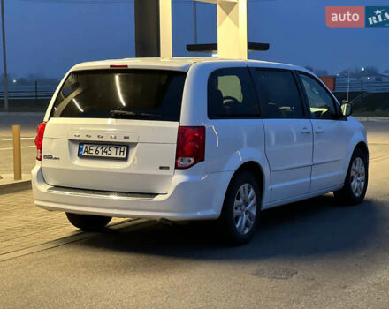 Білий Додж Джорні, об'ємом двигуна 3.6 л та пробігом 480 тис. км за 8500 $, фото 4 на Automoto.ua
