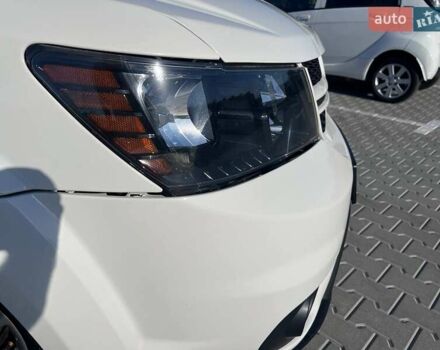 Білий Додж Джорні, об'ємом двигуна 3.6 л та пробігом 109 тис. км за 15000 $, фото 37 на Automoto.ua
