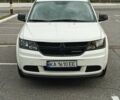 Белый Додж Джорни, объемом двигателя 2.36 л и пробегом 119 тыс. км за 10900 $, фото 7 на Automoto.ua