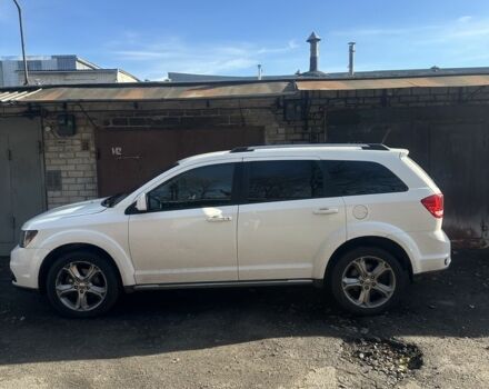 Білий Додж Джорні, об'ємом двигуна 2.4 л та пробігом 150 тис. км за 13000 $, фото 3 на Automoto.ua