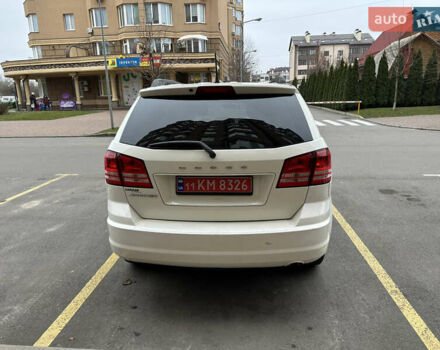 Білий Додж Джорні, об'ємом двигуна 2.4 л та пробігом 170 тис. км за 11700 $, фото 10 на Automoto.ua