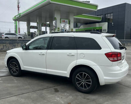 Белый Додж Джорни, объемом двигателя 2.36 л и пробегом 150 тыс. км за 13200 $, фото 14 на Automoto.ua