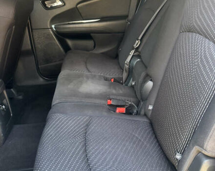 Белый Додж Джорни, объемом двигателя 2.36 л и пробегом 150 тыс. км за 13000 $, фото 9 на Automoto.ua