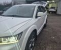 Белый Додж Джорни, объемом двигателя 3.6 л и пробегом 201 тыс. км за 15000 $, фото 1 на Automoto.ua