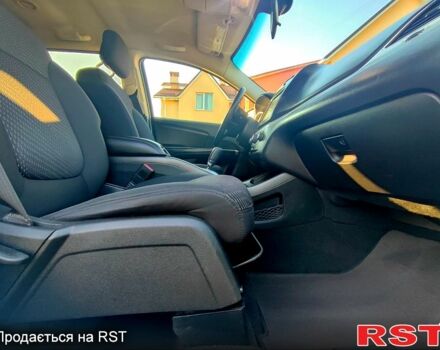 Додж Джорни 2017 в Киеве на Automoto.ua Белый Додж Джорни, объемом двигателя 2.4 л и пробегом 208 тыс. км за 11000 $, фото 2 на Automoto.ua