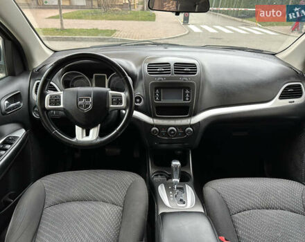 Білий Додж Джорні, об'ємом двигуна 2.4 л та пробігом 170 тис. км за 11700 $, фото 11 на Automoto.ua