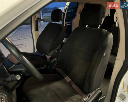 Білий Додж Джорні, об'ємом двигуна 3.6 л та пробігом 480 тис. км за 8500 $, фото 15 на Automoto.ua