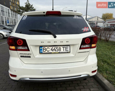 Белый Додж Джорни, объемом двигателя 2.36 л и пробегом 175 тыс. км за 14200 $, фото 12 на Automoto.ua