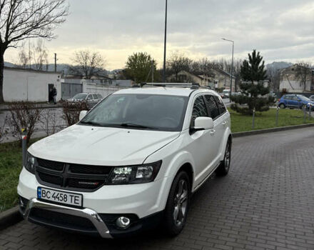 Белый Додж Джорни, объемом двигателя 2.36 л и пробегом 175 тыс. км за 14200 $, фото 4 на Automoto.ua