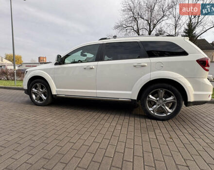 Белый Додж Джорни, объемом двигателя 2.36 л и пробегом 175 тыс. км за 14200 $, фото 8 на Automoto.ua