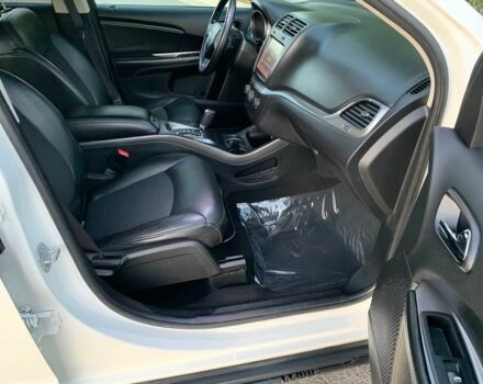 Белый Додж Джорни, объемом двигателя 3.6 л и пробегом 67 тыс. км за 2300 $, фото 9 на Automoto.ua