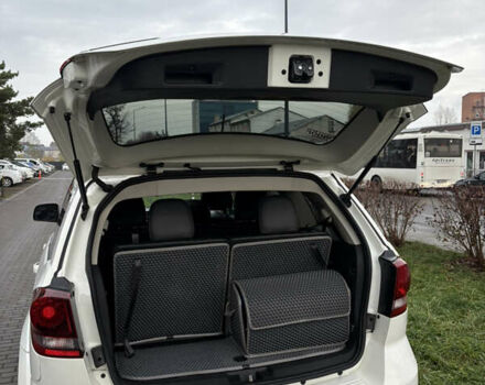 Белый Додж Джорни, объемом двигателя 2.36 л и пробегом 175 тыс. км за 14200 $, фото 18 на Automoto.ua