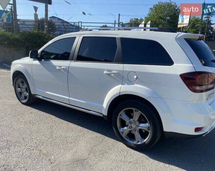 Белый Додж Джорни, объемом двигателя 3.6 л и пробегом 95 тыс. км за 14200 $, фото 4 на Automoto.ua