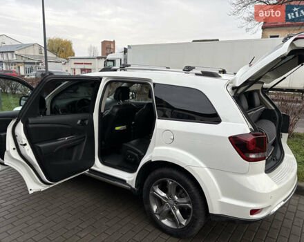 Белый Додж Джорни, объемом двигателя 2.36 л и пробегом 175 тыс. км за 14200 $, фото 16 на Automoto.ua