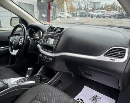 Белый Додж Джорни, объемом двигателя 2.36 л и пробегом 150 тыс. км за 13200 $, фото 20 на Automoto.ua