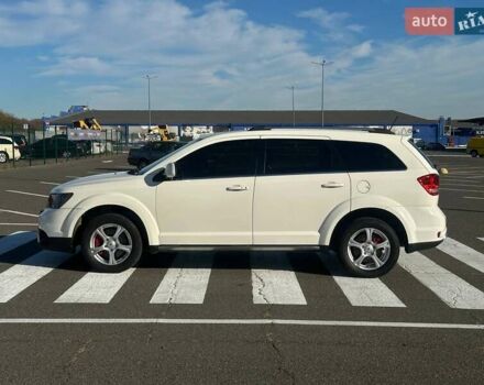 Білий Додж Джорні, об'ємом двигуна 2.36 л та пробігом 200 тис. км за 11900 $, фото 7 на Automoto.ua