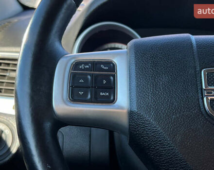 Білий Додж Джорні, об'ємом двигуна 3.61 л та пробігом 100 тис. км за 11200 $, фото 8 на Automoto.ua