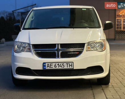 Білий Додж Джорні, об'ємом двигуна 3.6 л та пробігом 480 тис. км за 8500 $, фото 1 на Automoto.ua