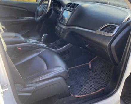 Белый Додж Джорни, объемом двигателя 3.6 л и пробегом 95 тыс. км за 14200 $, фото 10 на Automoto.ua