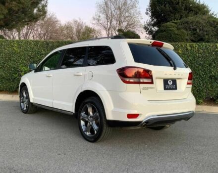 Белый Додж Джорни, объемом двигателя 3.6 л и пробегом 67 тыс. км за 2300 $, фото 4 на Automoto.ua