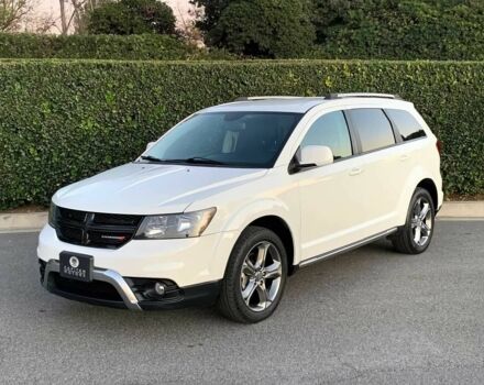 Белый Додж Джорни, объемом двигателя 3.6 л и пробегом 67 тыс. км за 2300 $, фото 2 на Automoto.ua