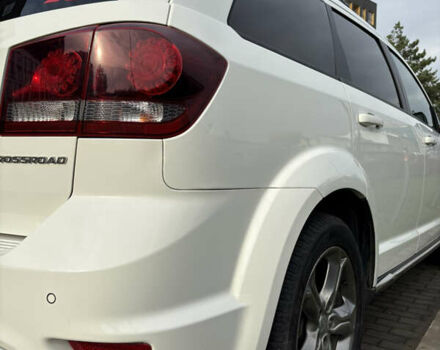 Белый Додж Джорни, объемом двигателя 2.36 л и пробегом 175 тыс. км за 14200 $, фото 11 на Automoto.ua