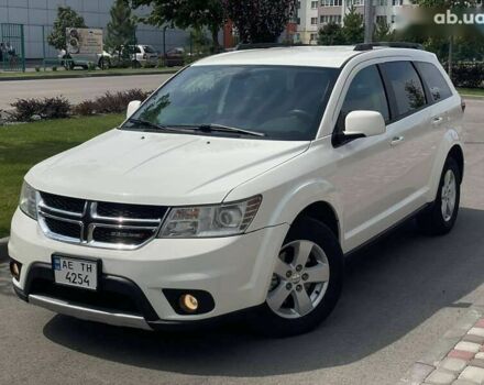 Белый Додж Джорни, объемом двигателя 3.6 л и пробегом 154 тыс. км за 14700 $, фото 2 на Automoto.ua