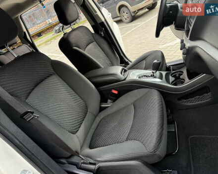 Білий Додж Джорні, об'ємом двигуна 2.36 л та пробігом 122 тис. км за 11850 $, фото 36 на Automoto.ua