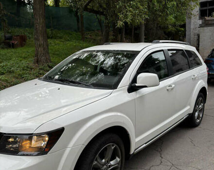 Белый Додж Джорни, объемом двигателя 3.6 л и пробегом 169 тыс. км за 15500 $, фото 1 на Automoto.ua