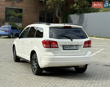 Білий Додж Джорні, об'ємом двигуна 2.36 л та пробігом 122 тис. км за 11850 $, фото 8 на Automoto.ua