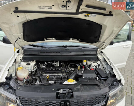 Білий Додж Джорні, об'ємом двигуна 2.36 л та пробігом 122 тис. км за 11850 $, фото 24 на Automoto.ua