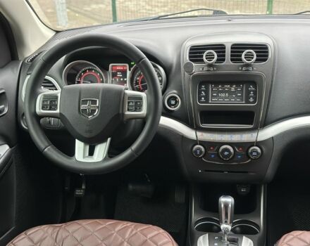 Белый Додж Джорни, объемом двигателя 2.4 л и пробегом 49 тыс. км за 13350 $, фото 10 на Automoto.ua