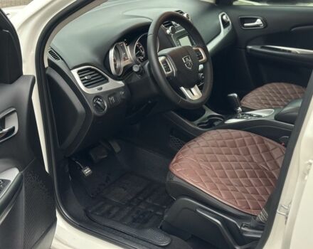 Белый Додж Джорни, объемом двигателя 2.4 л и пробегом 49 тыс. км за 13350 $, фото 15 на Automoto.ua