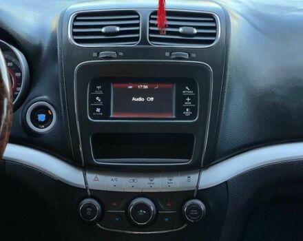 Белый Додж Джорни, объемом двигателя 2.4 л и пробегом 230 тыс. км за 13400 $, фото 18 на Automoto.ua