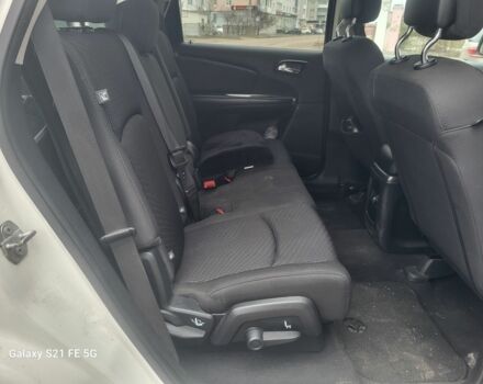 Белый Додж Джорни, объемом двигателя 2.4 л и пробегом 65 тыс. км за 11900 $, фото 6 на Automoto.ua