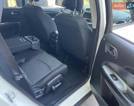 Белый Додж Джорни, объемом двигателя 2.36 л и пробегом 152 тыс. км за 12499 $, фото 21 на Automoto.ua