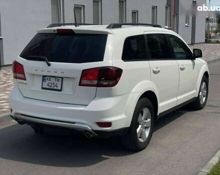 Белый Додж Джорни, объемом двигателя 3.6 л и пробегом 154 тыс. км за 14700 $, фото 8 на Automoto.ua
