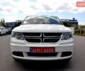 Белый Додж Джорни, объемом двигателя 2.36 л и пробегом 220 тыс. км за 9500 $, фото 4 на Automoto.ua