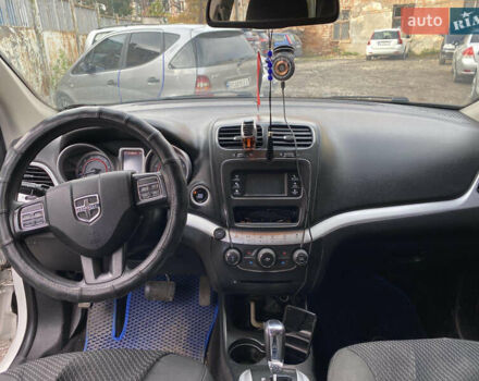 Додж Джорни 2018 в Тернополе на Automoto.ua Белый Додж Джорни, объемом двигателя 2.36 л и пробегом 112 тыс. км за 13000 $, фото 5 на Automoto.ua