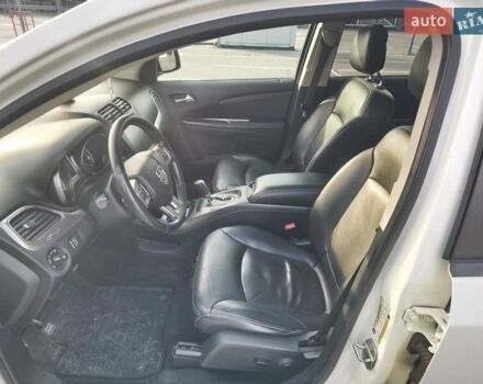 Білий Додж Джорні, об'ємом двигуна 3.6 л та пробігом 103 тис. км за 14000 $, фото 34 на Automoto.ua