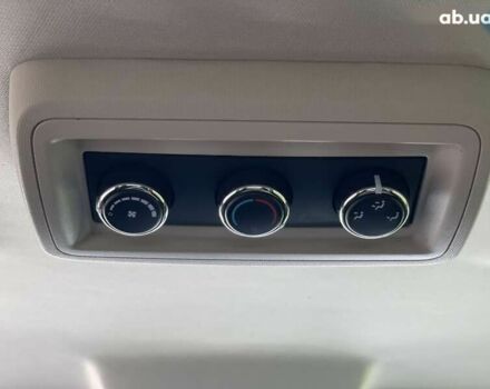 Белый Додж Джорни, объемом двигателя 3.6 л и пробегом 154 тыс. км за 14700 $, фото 21 на Automoto.ua