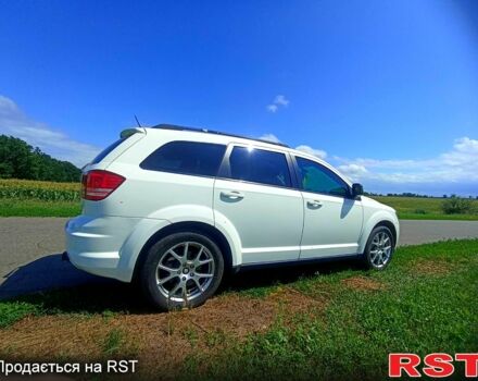 Білий Додж Джорні, об'ємом двигуна 2.4 л та пробігом 165 тис. км за 10500 $, фото 7 на Automoto.ua